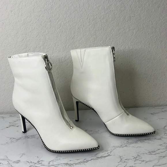 Bar lll Briget Womens Embellished Pointed Toe Ankle Boots Size - Picture 4 of 13